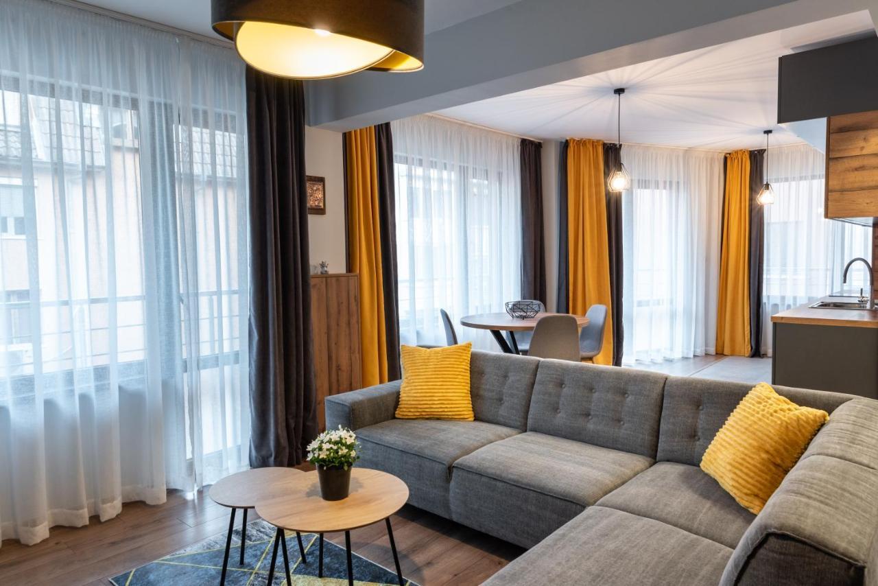 22 Apartment *